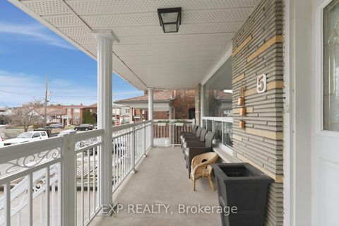 Photo 2 at 5 Hatherley Road, Fairbank, Toronto