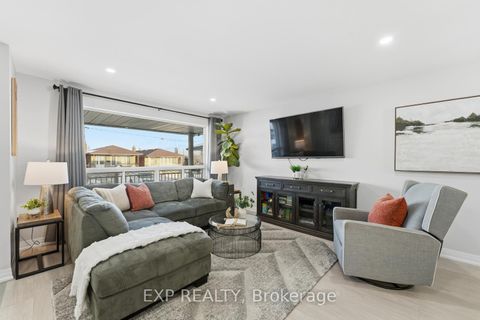 Photo 4 at 5 Hatherley Road, Fairbank, Toronto