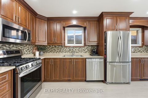 Photo 10 at 5 Hatherley Road, Fairbank, Toronto