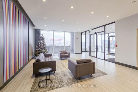 Photo 11 at 424 - 3560 St Clair Avenue E, Kennedy Park, Toronto
