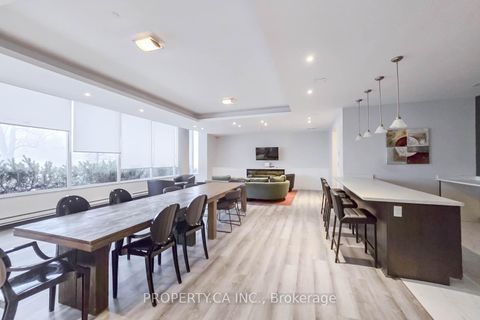 Photo 13 at 424 - 3560 St Clair Avenue E, Kennedy Park, Toronto