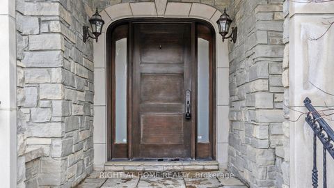 Photo 3 at 147 Westridge Drive, Kleinburg, Vaughan