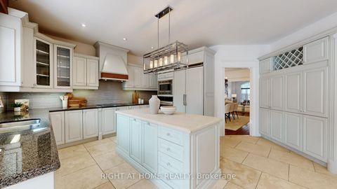 Photo 14 at 147 Westridge Drive, Kleinburg, Vaughan