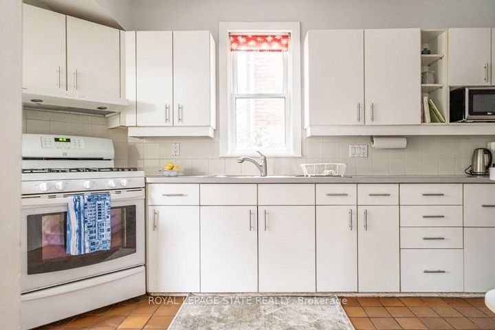 Photo 12 at 131 Barclay Street, Westdale, Hamilton