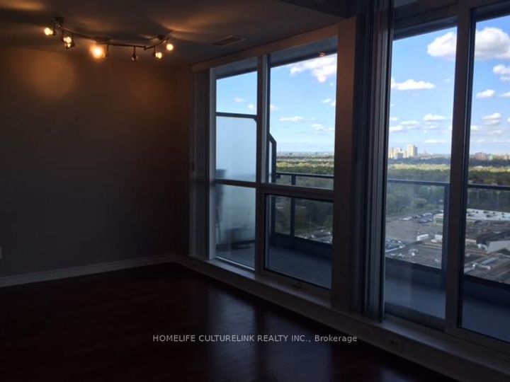 Photo 4 at 1323 - 2885 Bayview Avenue, Bayview Village, Toronto