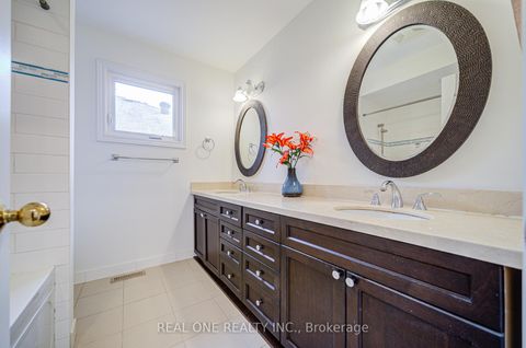 Photo 36 at 27 Binscarth Crescent, Uplands, Vaughan