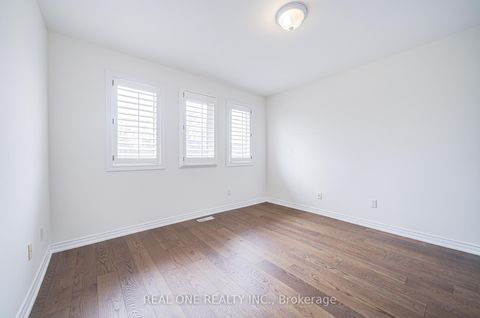 Photo 37 at 27 Binscarth Crescent, Uplands, Vaughan