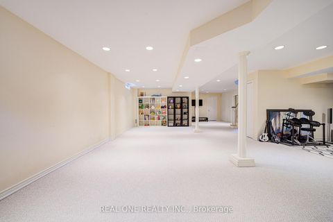 Photo 41 at 27 Binscarth Crescent, Uplands, Vaughan