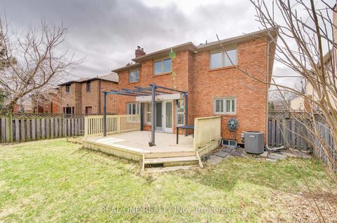 Photo 47 at 27 Binscarth Crescent, Uplands, Vaughan