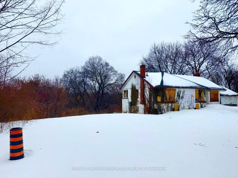 Photo 4 at 2986 Weston Road, Pelmo Park W5, Toronto