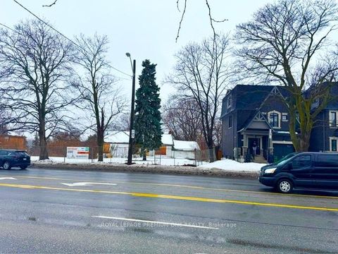 Photo 9 at 2986 Weston Road, Pelmo Park W5, Toronto