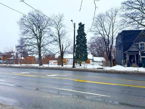 Photo 10 at 2986 Weston Road, Pelmo Park W5, Toronto