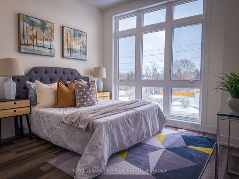 Photo 5 at 9 - 12860 Yonge Street, Oak Ridges, Richmond Hill