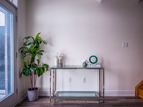 Photo 12 at 9 - 12860 Yonge Street, Oak Ridges, Richmond Hill