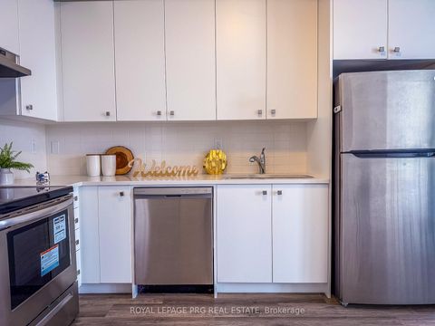 Photo 17 at 9 - 12860 Yonge Street, Oak Ridges, Richmond Hill