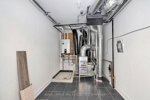 Photo 19 at 9 - 12860 Yonge Street, Oak Ridges, Richmond Hill