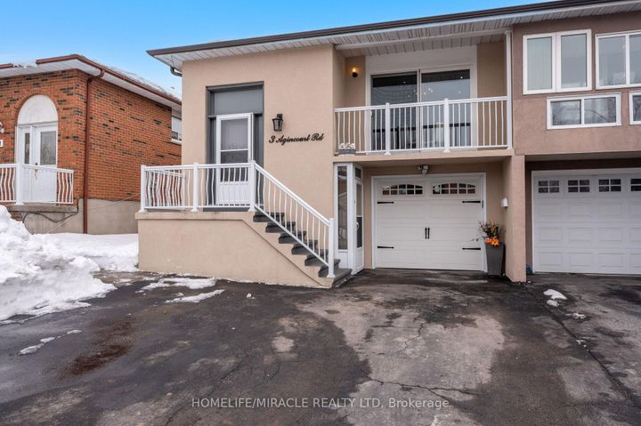 Photo 1 at 3 Agincourt Road, West Woodbridge, Vaughan