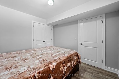 Photo 30 at 3 Agincourt Road, West Woodbridge, Vaughan