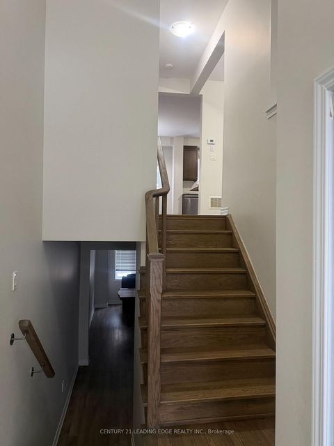 Photo 1 at 5 Fusilier Drive, Birchmount, Toronto