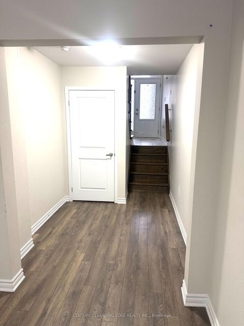 Photo 6 at 5 Fusilier Drive, Birchmount, Toronto