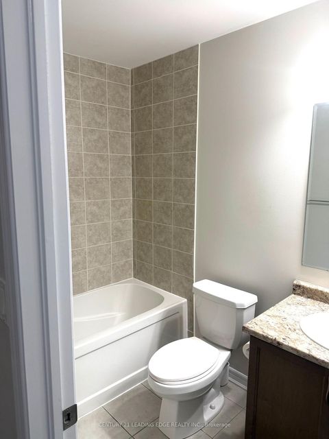 Photo 16 at 5 Fusilier Drive, Birchmount, Toronto