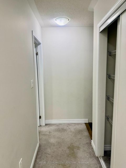 Photo 17 at 5 Fusilier Drive, Birchmount, Toronto