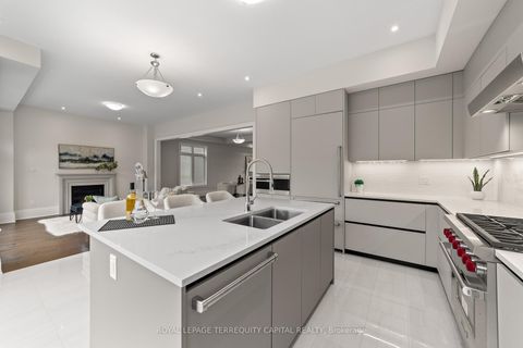 Photo 20 at 23 Kingwood Lane, Aurora Estates, Aurora