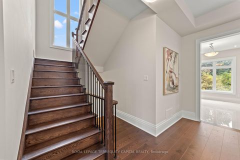 Photo 25 at 23 Kingwood Lane, Aurora Estates, Aurora