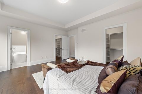 Photo 29 at 23 Kingwood Lane, Aurora Estates, Aurora