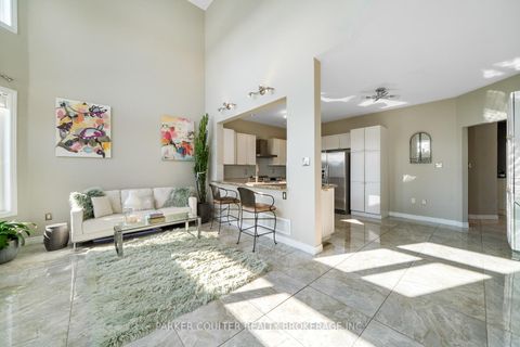 Photo 10 at 23 Sovereign's Gate, Shore, Barrie