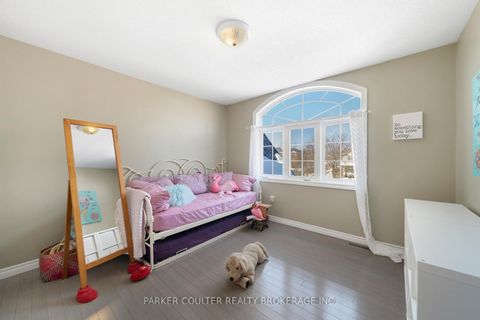 Photo 16 at 23 Sovereign's Gate, Shore, Barrie