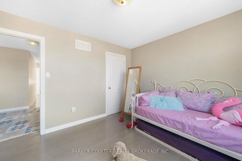 Photo 17 at 23 Sovereign's Gate, Shore, Barrie