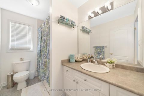 Photo 20 at 23 Sovereign's Gate, Shore, Barrie