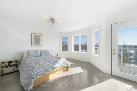 Photo 21 at 23 Sovereign's Gate, Shore, Barrie