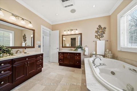 Photo 23 at 65 Kingswood Drive, Rural King, King