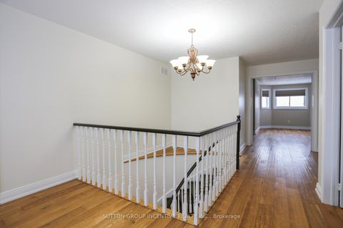 Photo 10 at 10 Gordon Court, West Bayfield, Barrie