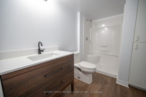 Photo 17 at 10 Gordon Court, West Bayfield, Barrie