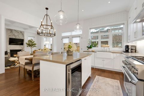 Photo 13 at 10 King Boulevard, King City, King