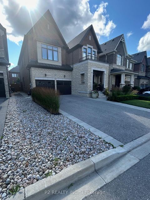 Photo 47 at 10 King Boulevard, King City, King