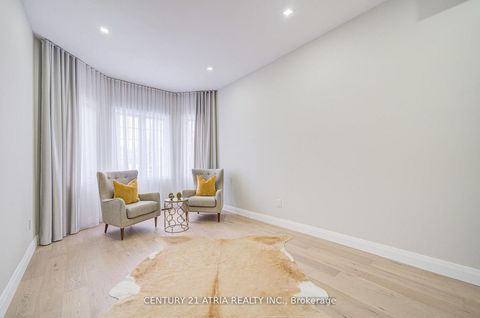 Photo 5 at 17 Penvill Trail, Ardagh, Barrie