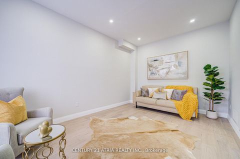 Photo 7 at 17 Penvill Trail, Ardagh, Barrie