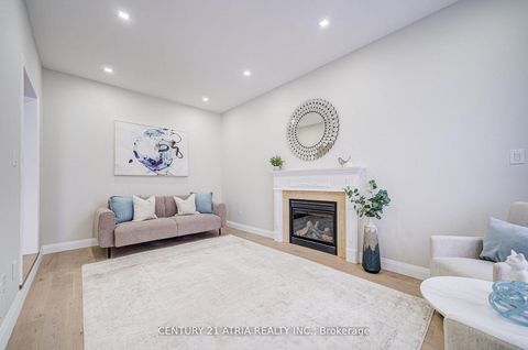 Photo 8 at 17 Penvill Trail, Ardagh, Barrie