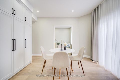 Photo 13 at 17 Penvill Trail, Ardagh, Barrie