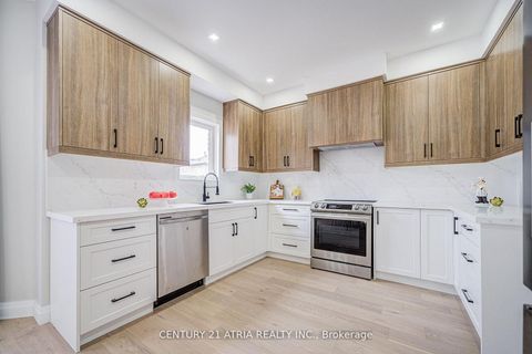 Photo 14 at 17 Penvill Trail, Ardagh, Barrie