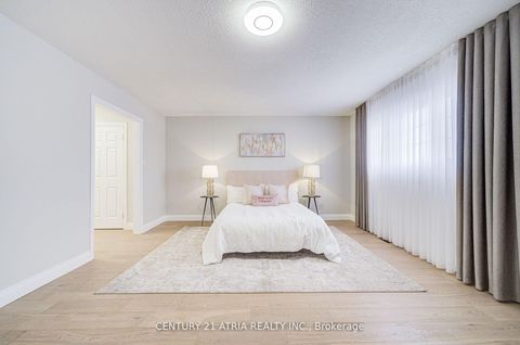 Photo 21 at 17 Penvill Trail, Ardagh, Barrie