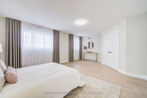 Photo 23 at 17 Penvill Trail, Ardagh, Barrie