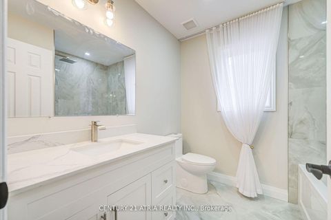 Photo 31 at 17 Penvill Trail, Ardagh, Barrie