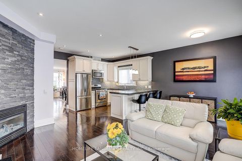 Photo 11 at 108A Hollis Avenue, Cliffside, Toronto