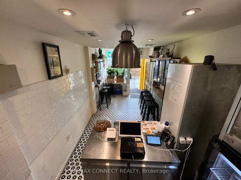 Photo 7 at 2109 Yonge Street, Eglinton, Toronto