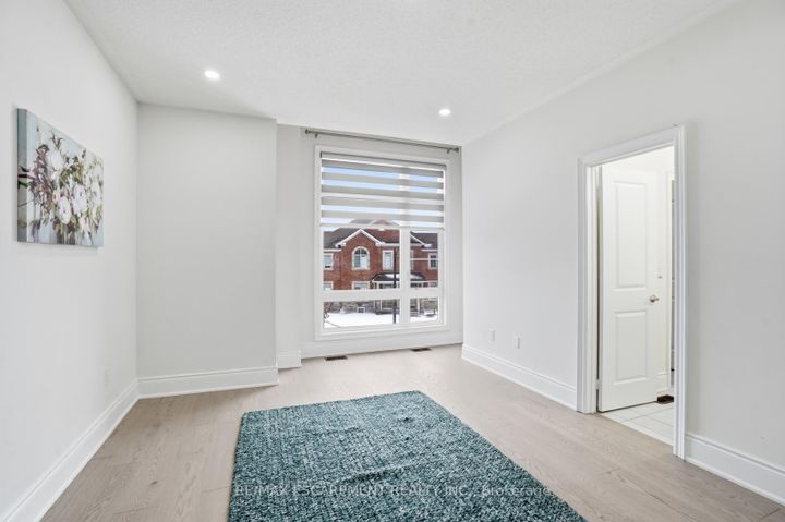 Photo 33 at 195 Granite Ridge Trail, Waterdown, Hamilton